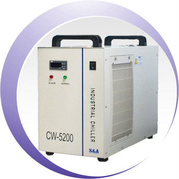 Máy tản nhiệt Chiller